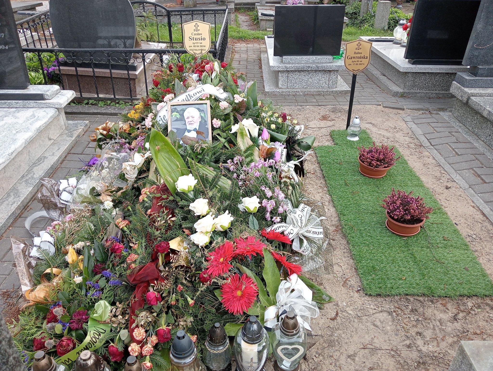 Grób Karol Gawroński