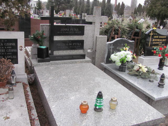 Grób Mieczysław Pytka