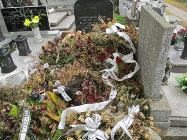 Grób Elżbieta Makowska