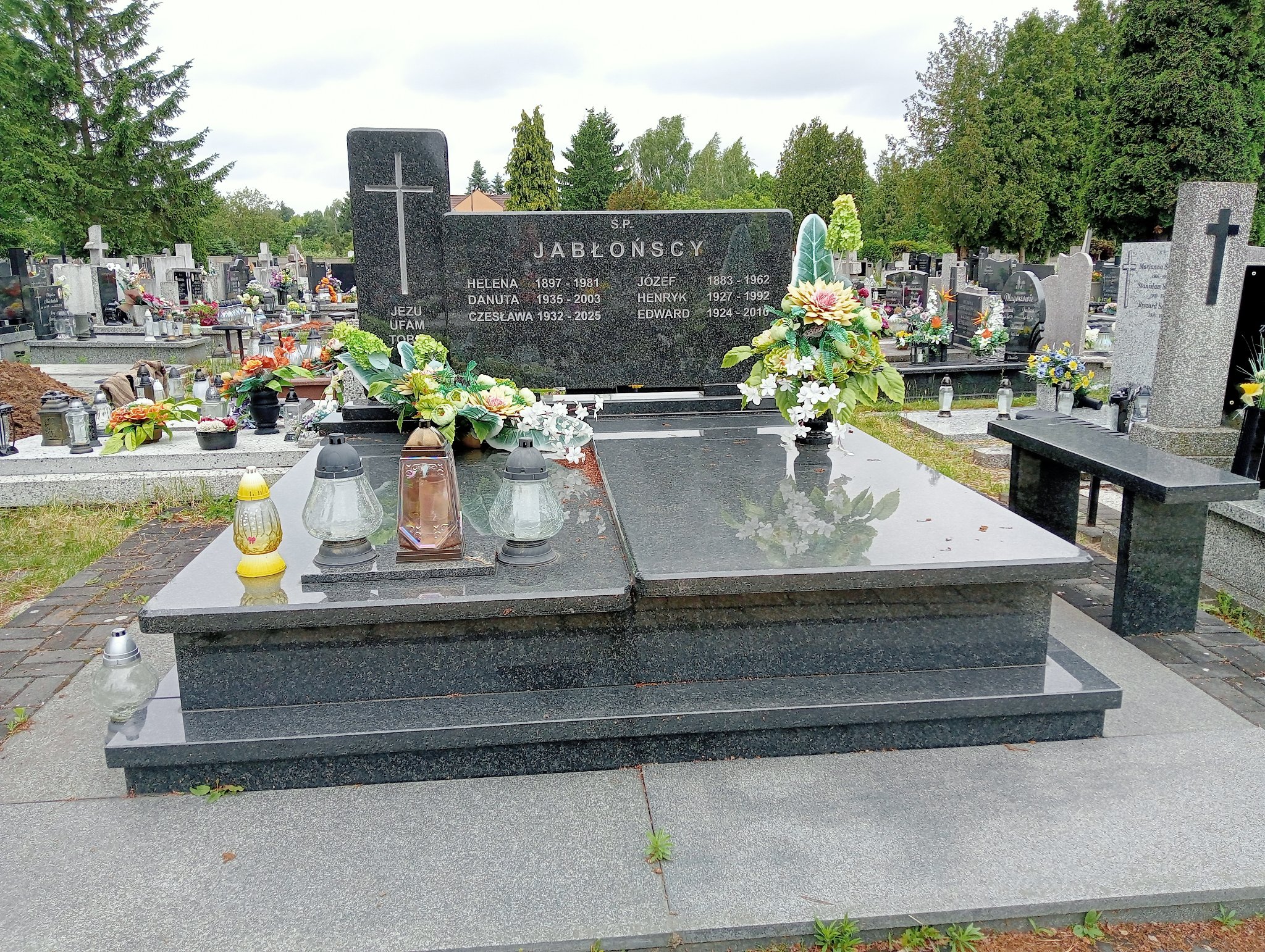Grób Czesława Jabłońska