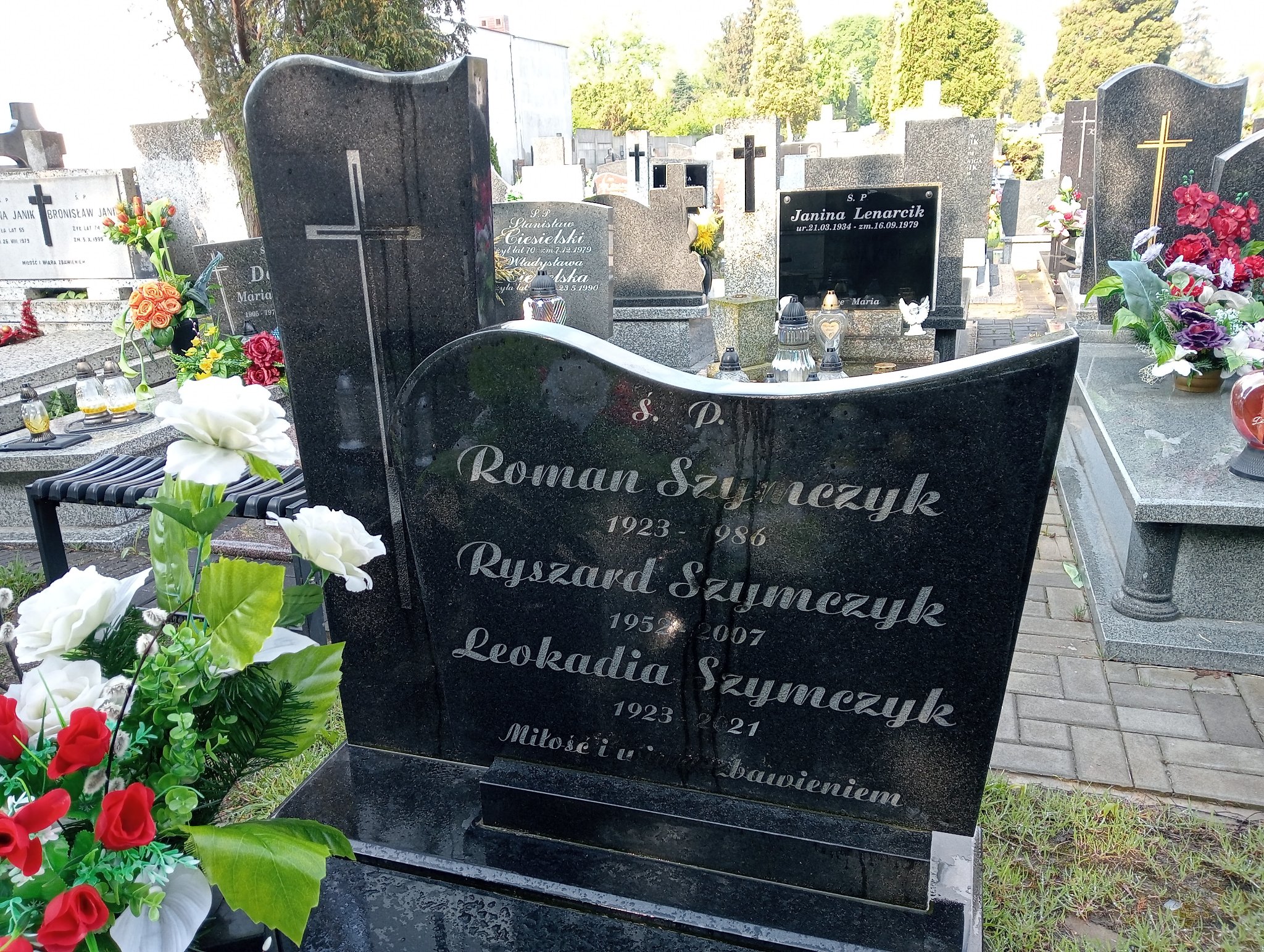 Leokadia Szymczyk 1922 Łódź Ruda - Grobonet - Wyszukiwarka osób pochowanych