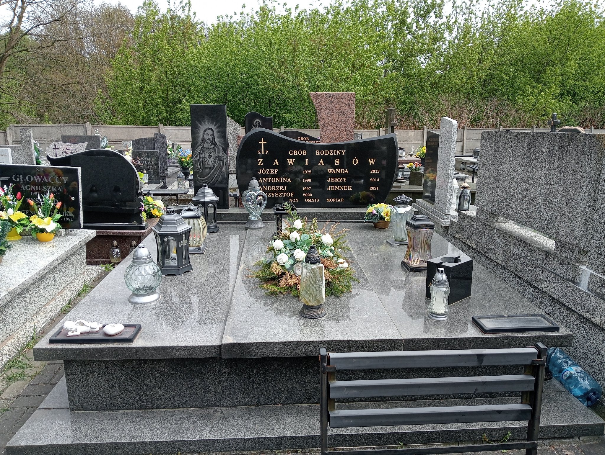 Grób Jerzy Zawiasa